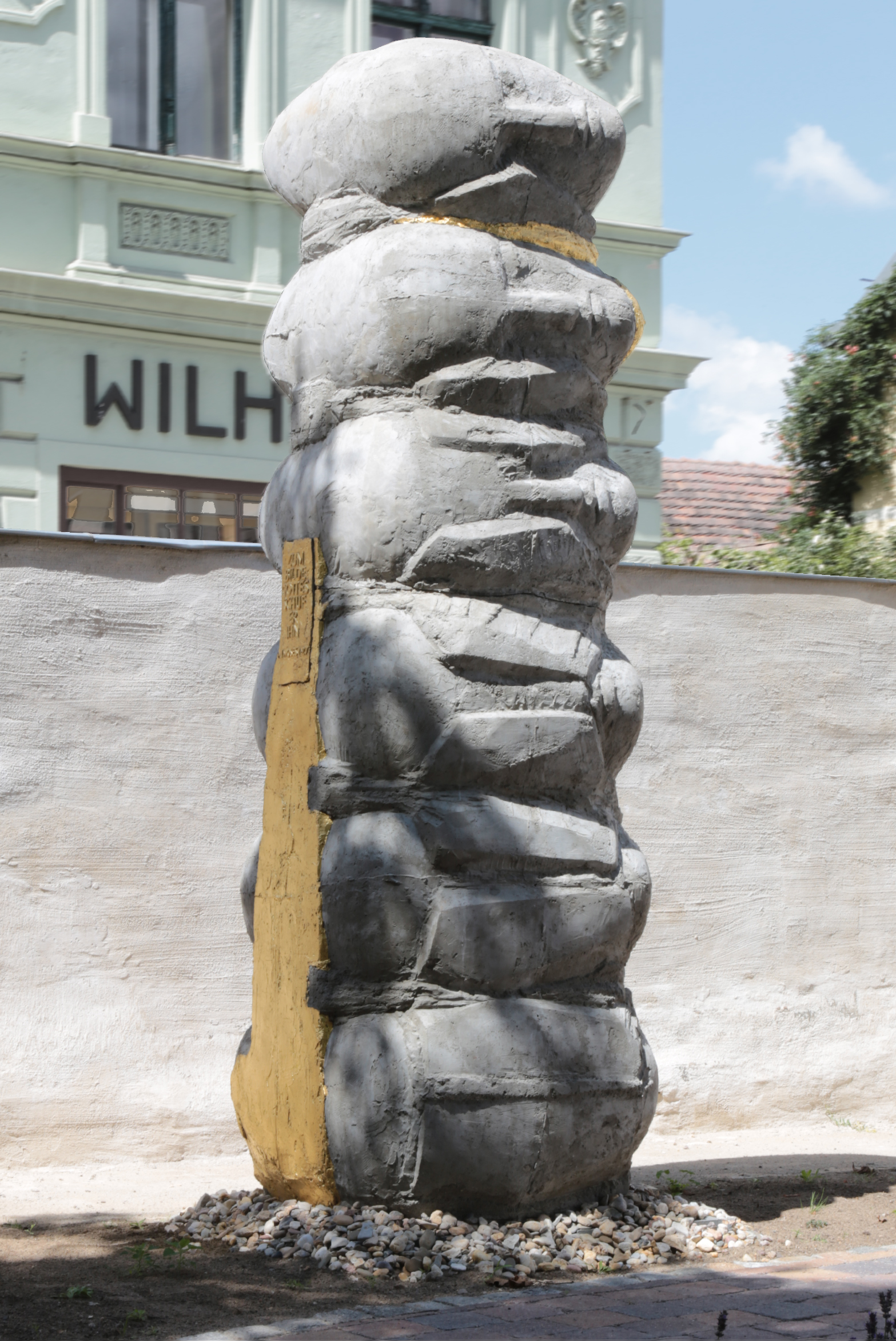 Großplastik Klone, Beelitz